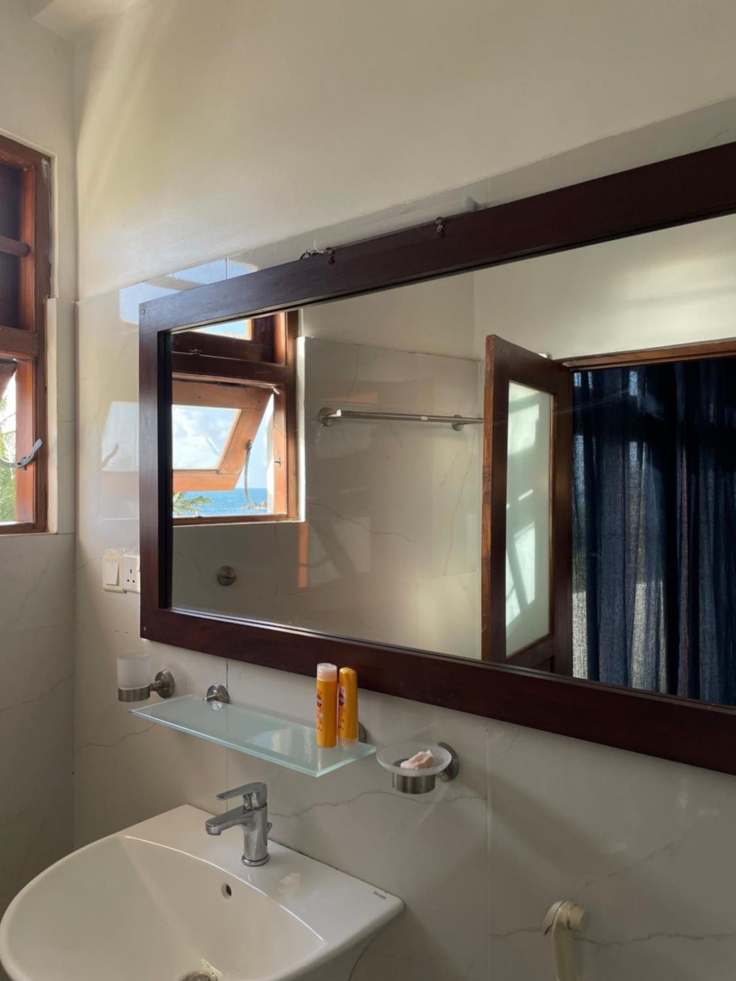 Ruma Surf Hotel Ahangama Oda fotoğraf