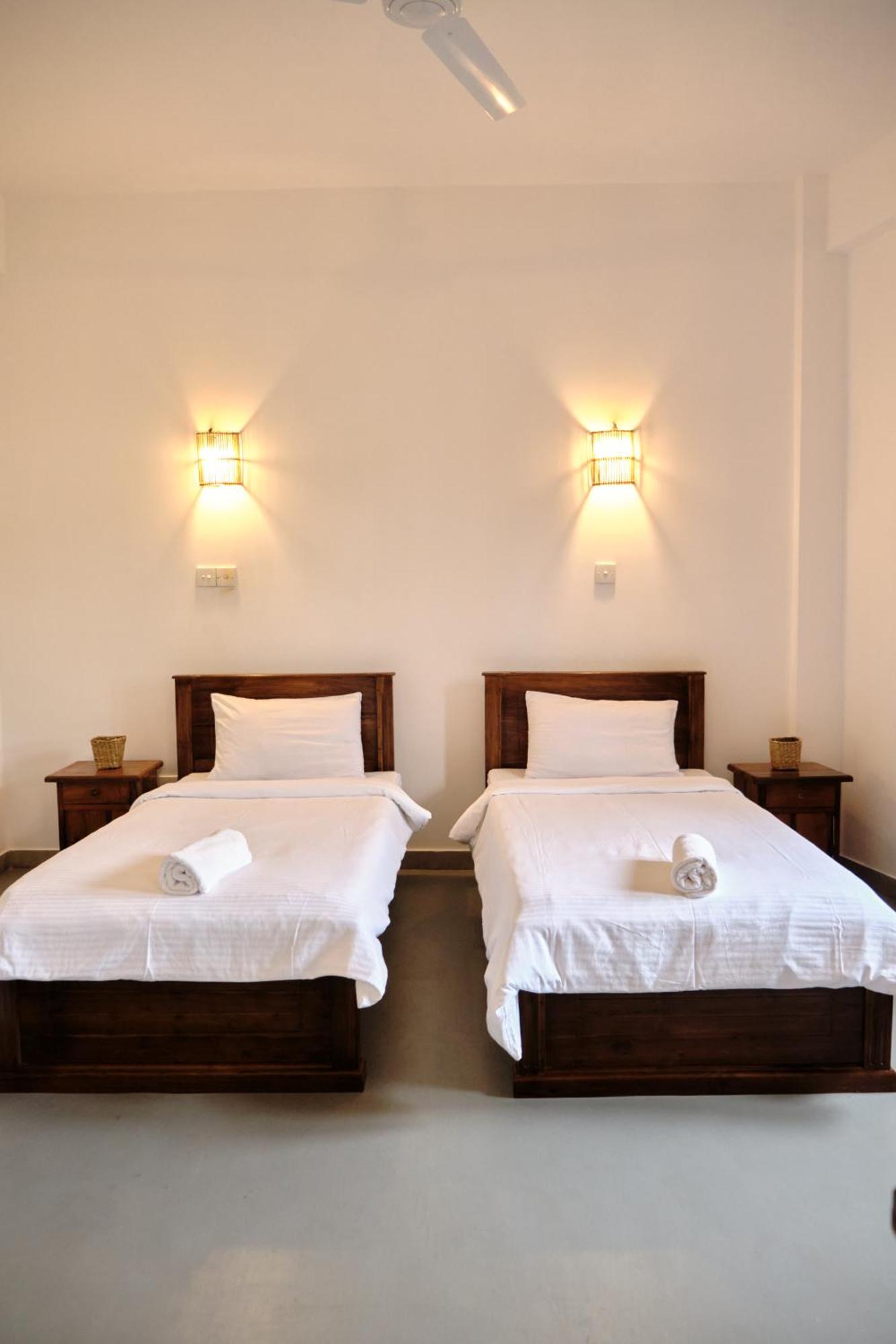Ruma Surf Hotel Ahangama Dış mekan fotoğraf